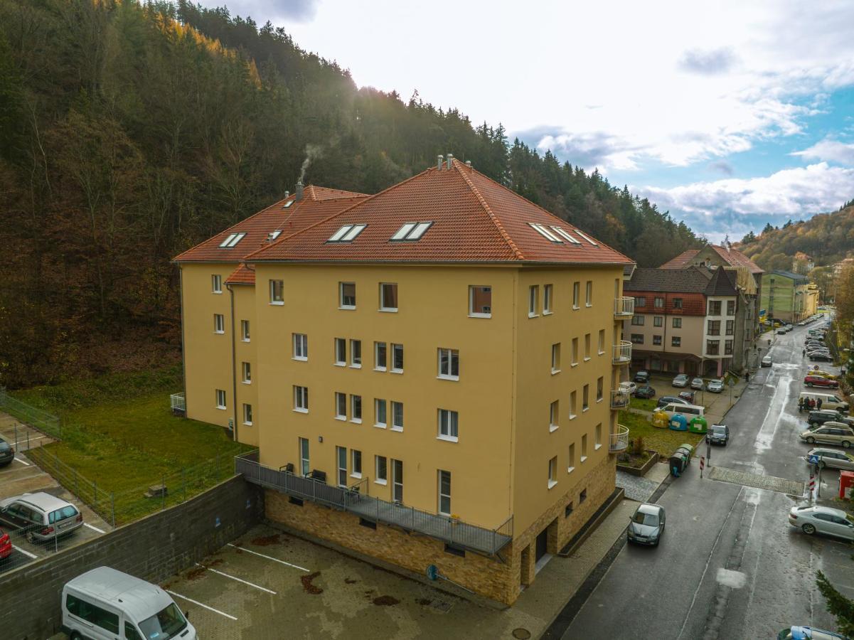 Apartman Claudia - Rezidence K Lanovce ยาคีมอฟ ภายนอก รูปภาพ